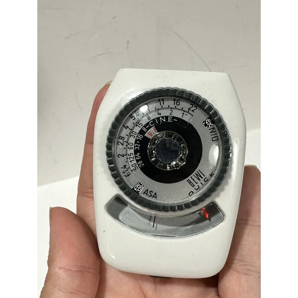 BERTRAM BEWI QUICK Exposure Light Meter W/ Case‎ White Vintage Germany
